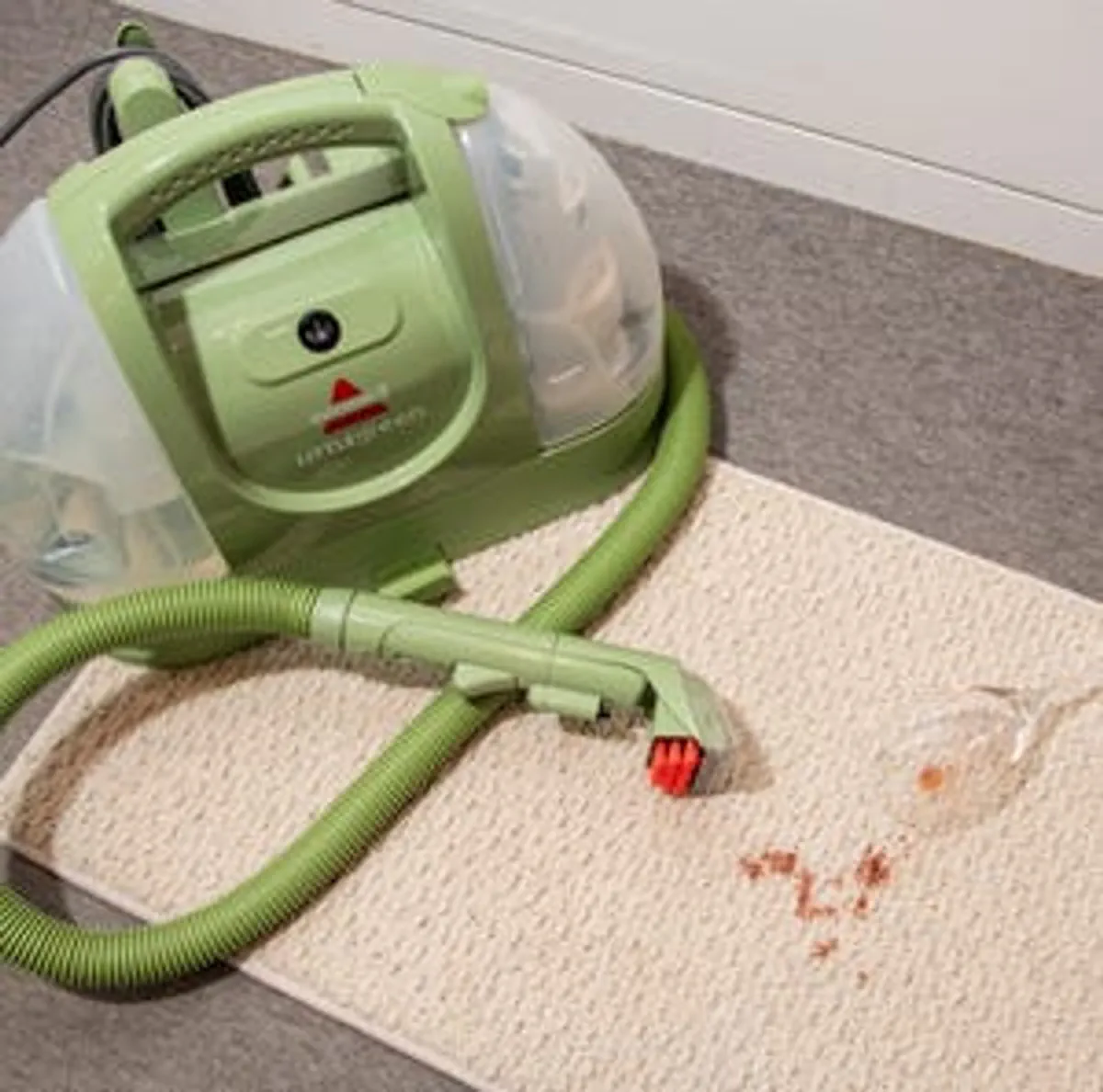 6 Things to Know Before Buying a Carpet Cleaner for Stains